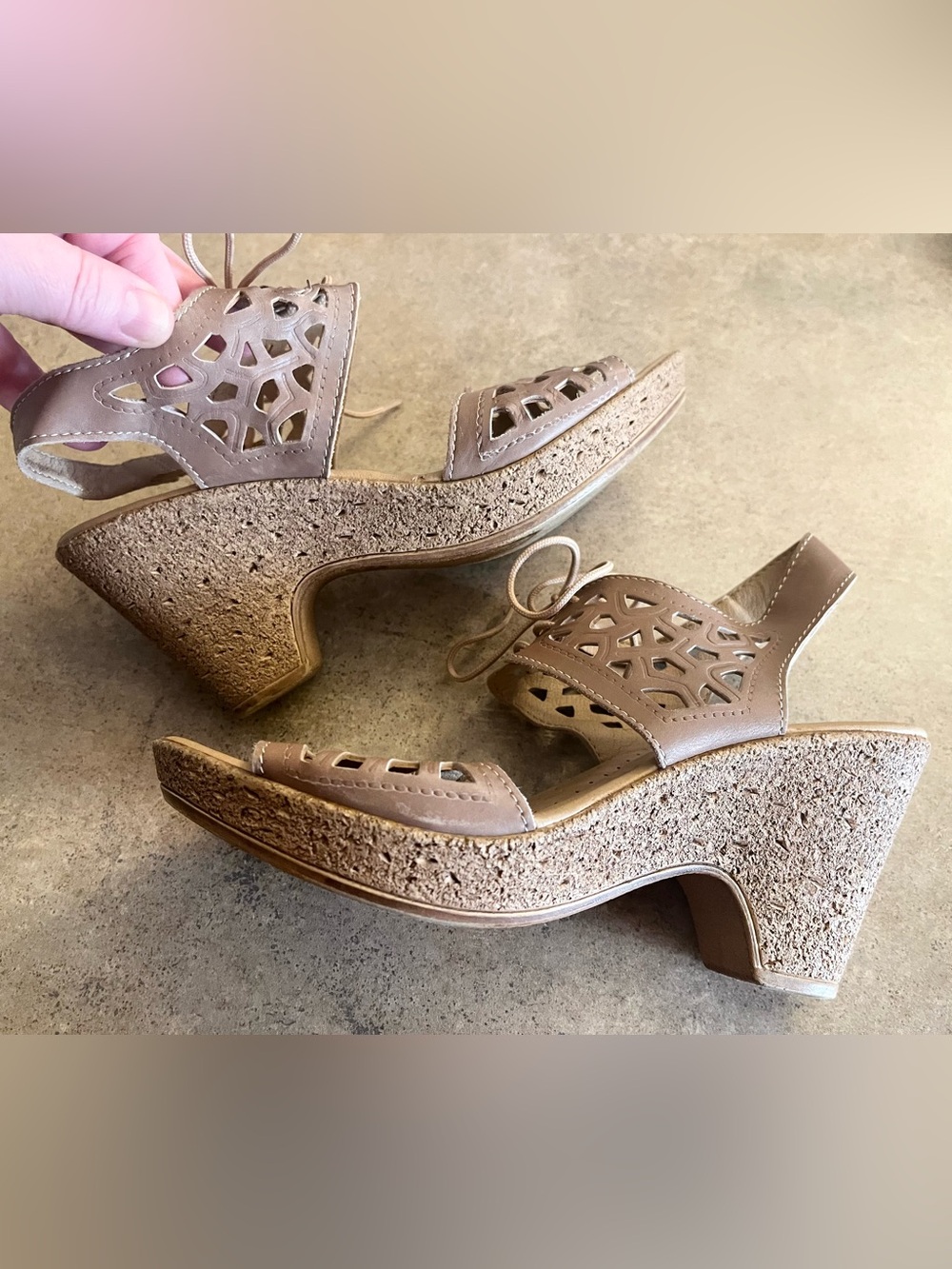 Spring Step Made in Italy EU 37 Genuine Leather Laser Cut Platform Wedge Sandals